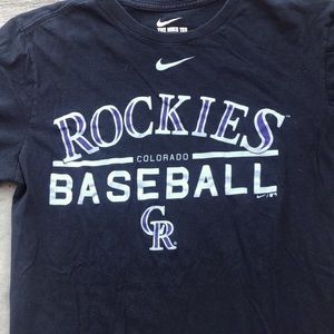 Colorado Rockies Nike T-shirt. Medium